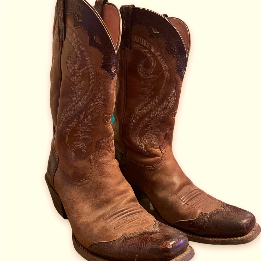 Womens Ariat Square Toe Cowboy Boots